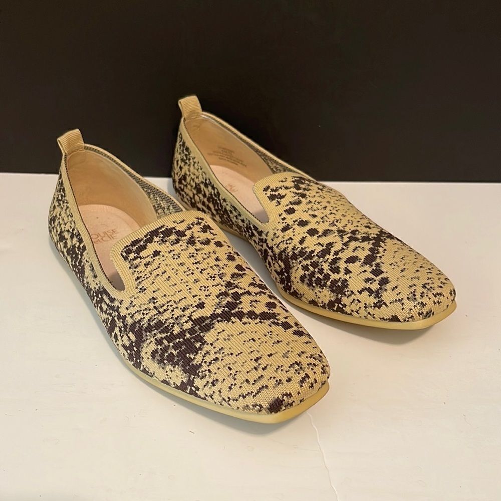 Louise et Cie Washable Knit Pointed Toe Flats